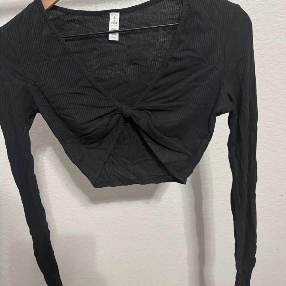 ALO Yoga Charcoal Twist Front Blouse - Picture 1 of 1